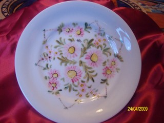 peinture sur porcelaine de  Maria